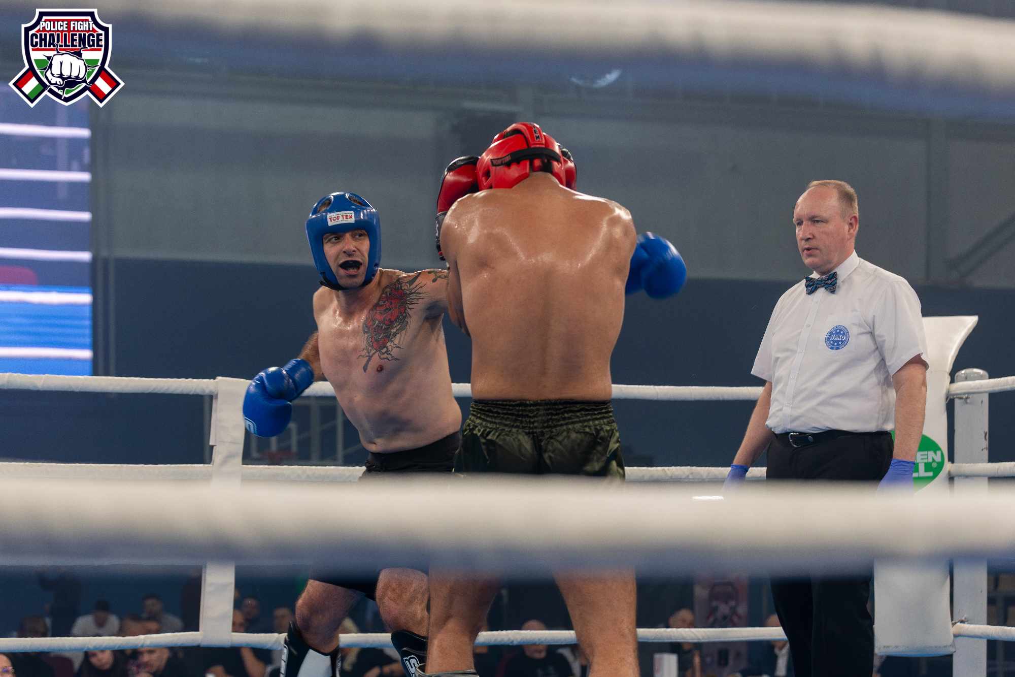 Küzdősport edzés ringen Budapesten